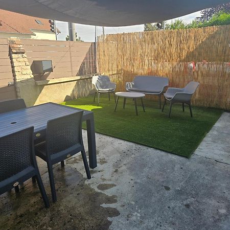 Jolie Maison Proche Complexe Sportif Wifi Remise Mc Arthur Saint-André-les-Vergers المظهر الخارجي الصورة